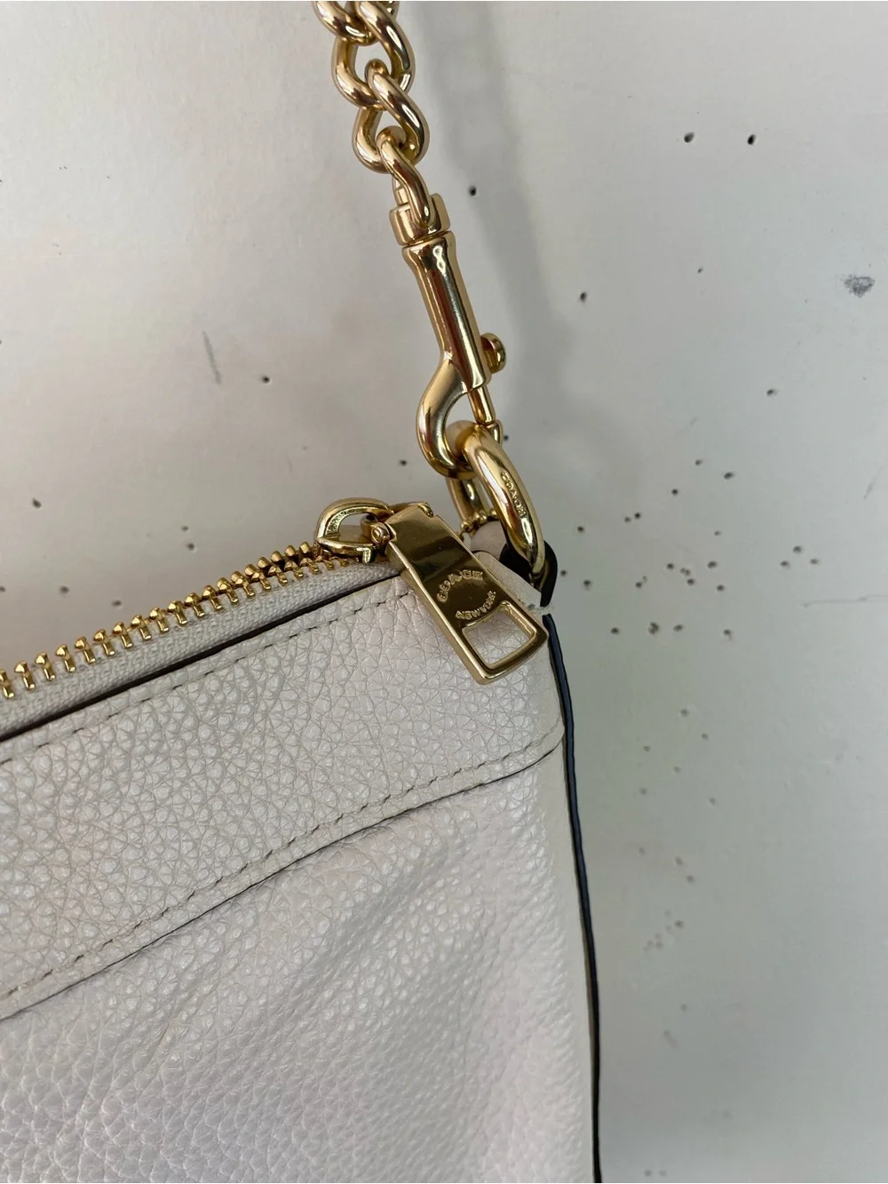 Coach Paxton Duffle F72692 Chalk White Pebble Leather Crossbody Bag Y2K